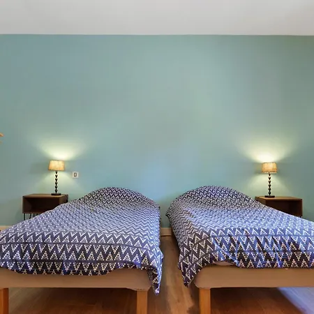Holiday home Oleandre Chassiers