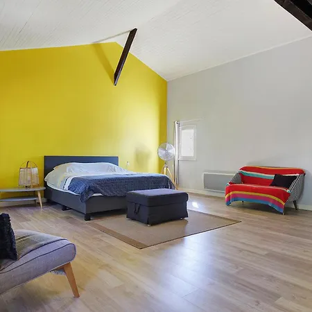 Holiday home Oleandre Chassiers